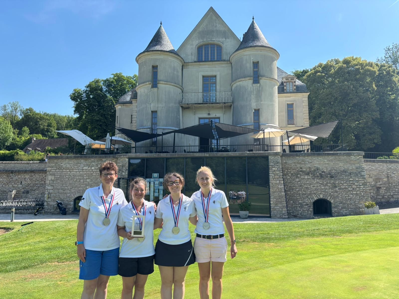 L'équipe Mid-Amateurs Dames (+25 ans) monte en 2ème division !